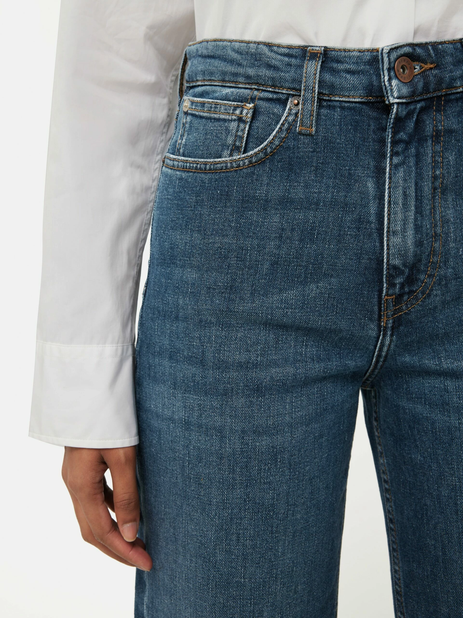 Tyne Wide Leg Crop Jean | Vintage Mid Blue 5 Tyne Wide Leg Crop Jean | Vintage Mid Blue - Image 5