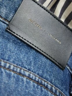 Delmont Jean | Blue 15 Delmont Jean | Blue -Jigsaw Shop J45146 BL000 8