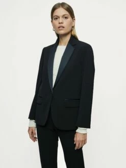 Paris Brook Satin Lapel Shortline Blazer | Black