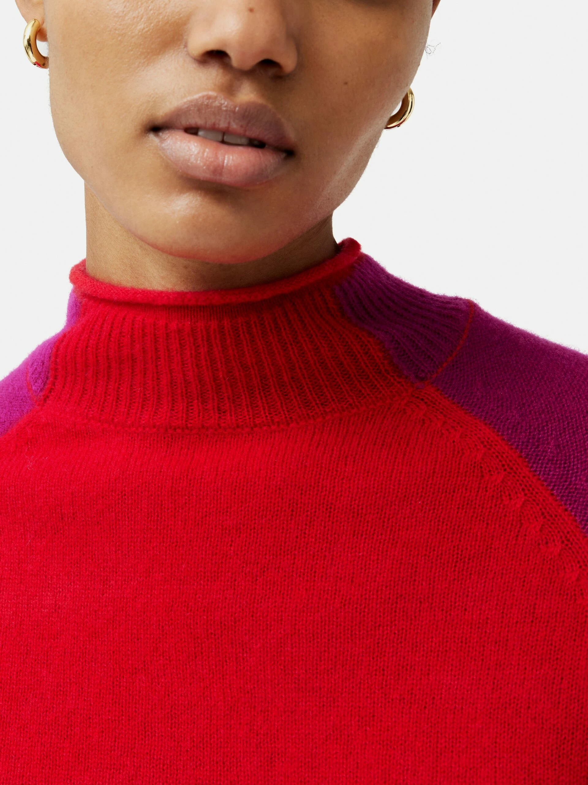 Merino Cashmere Raglan Jumper | Red 3 Merino Cashmere Raglan Jumper | Red - Image 3