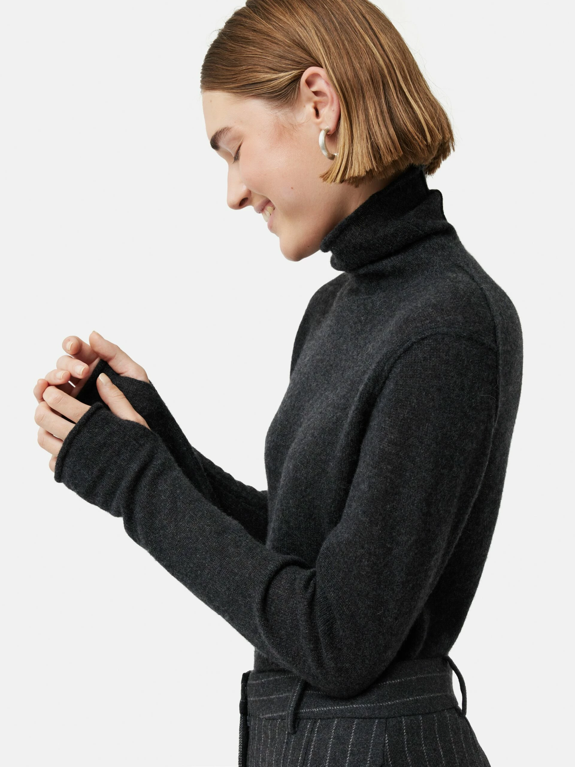 Cloud Cashmere Roll Neck | Charcoal 2 Cloud Cashmere Roll Neck | Charcoal - Image 2