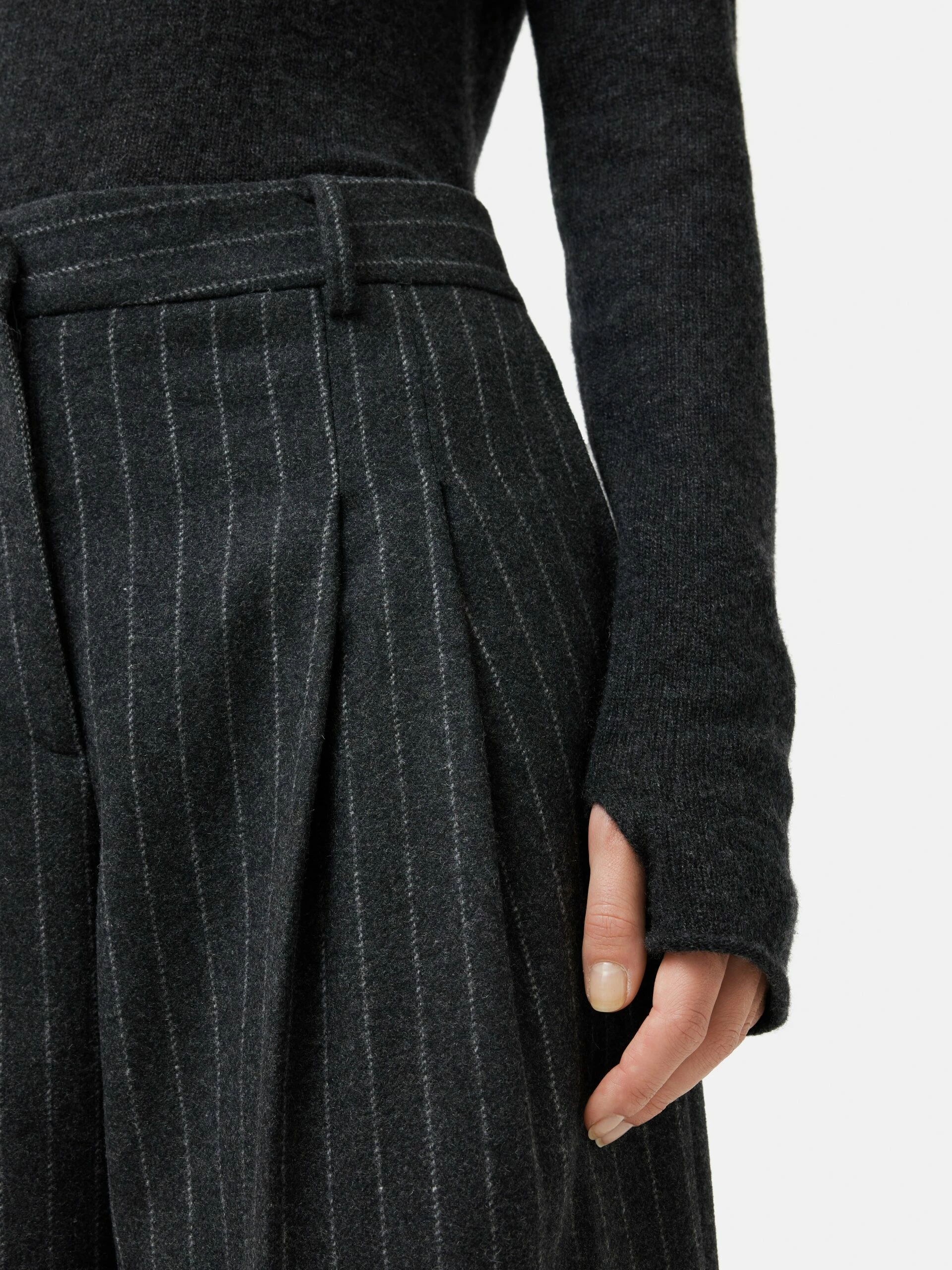 Cloud Cashmere Roll Neck | Charcoal 6 Cloud Cashmere Roll Neck | Charcoal - Image 6