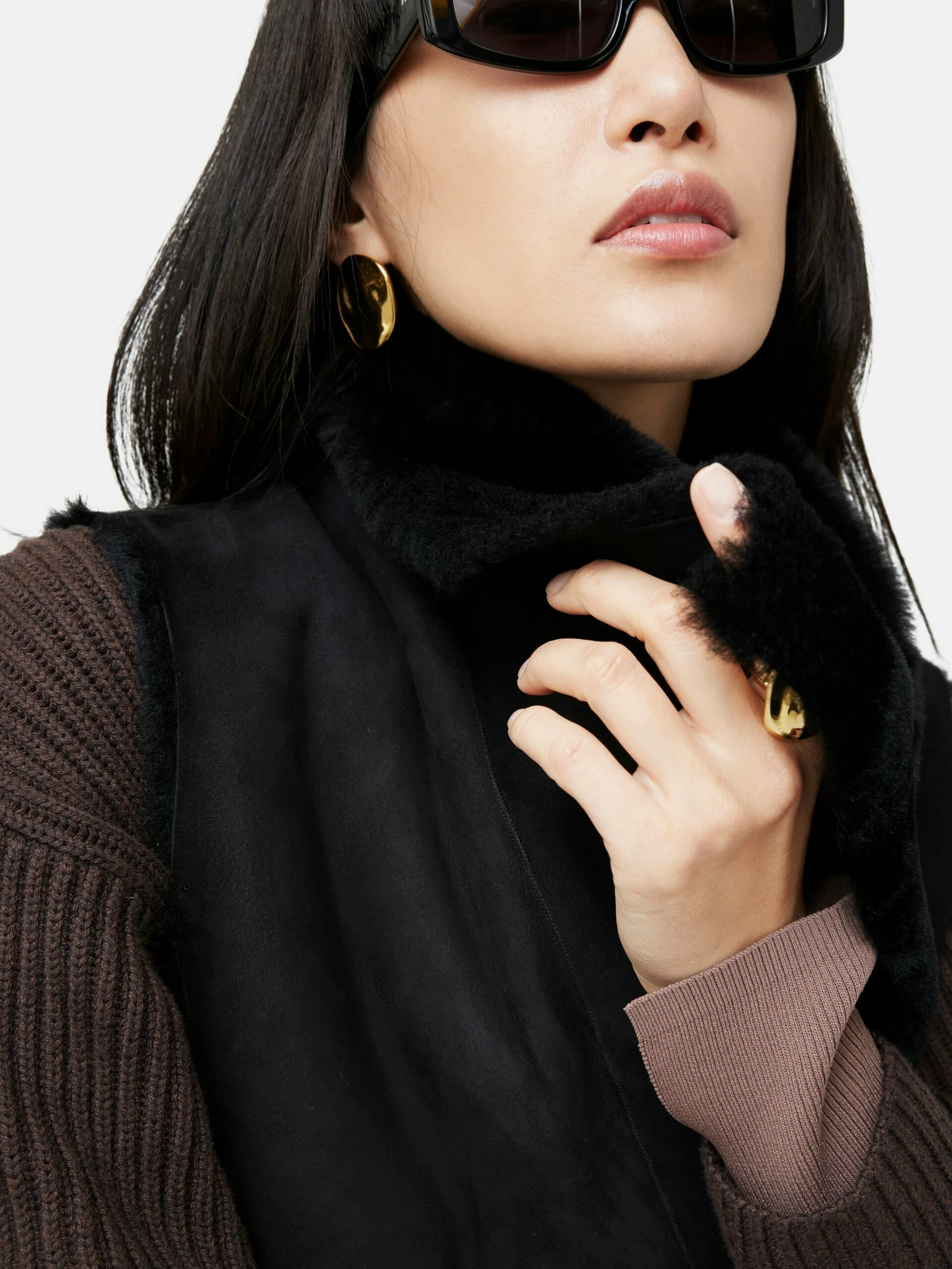 Shearling Gilet | Black 2 Shearling Gilet | Black - Image 2