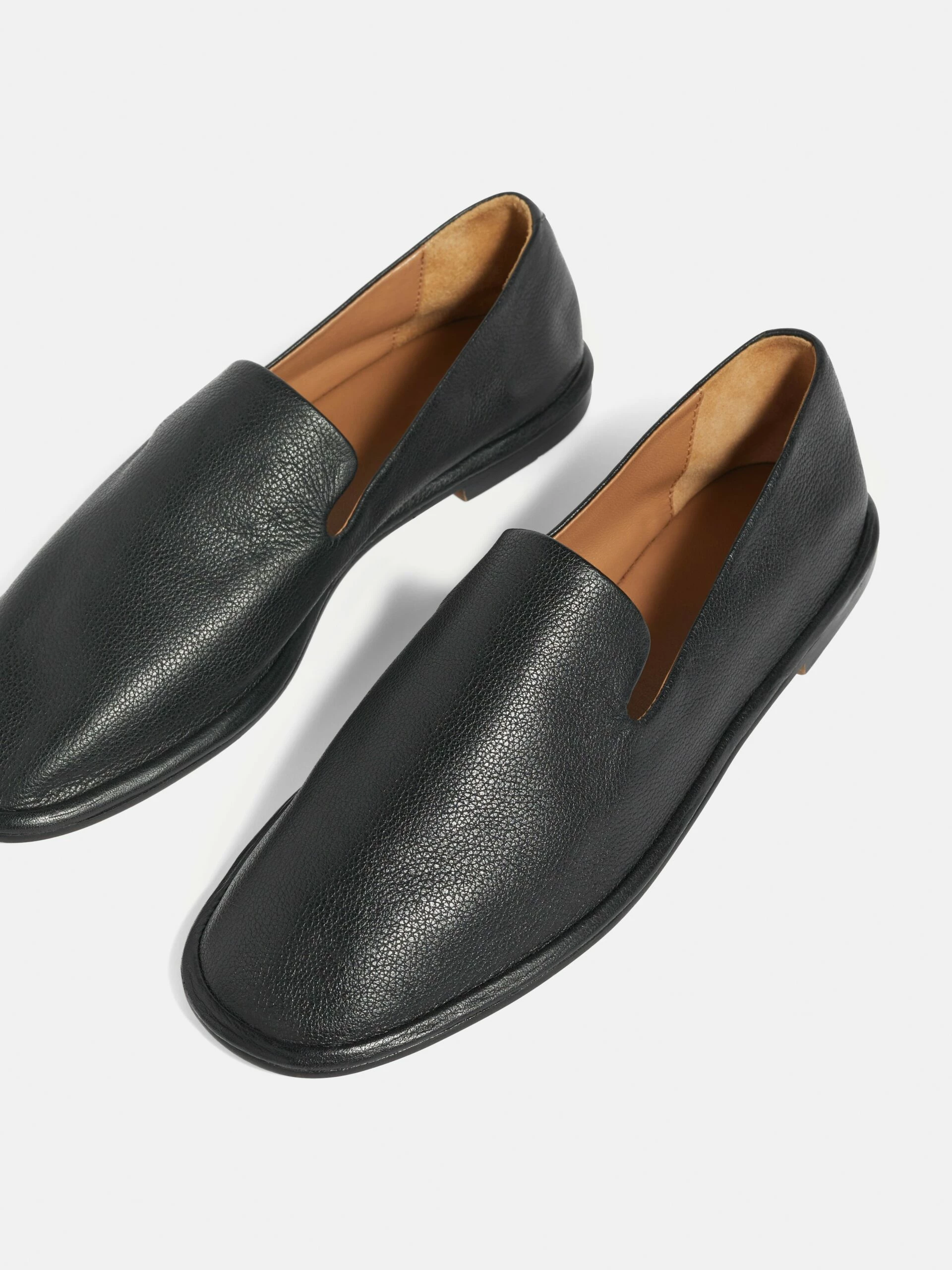 Elie Soft Leather Loafer | Black 2 Elie Soft Leather Loafer | Black - Image 2