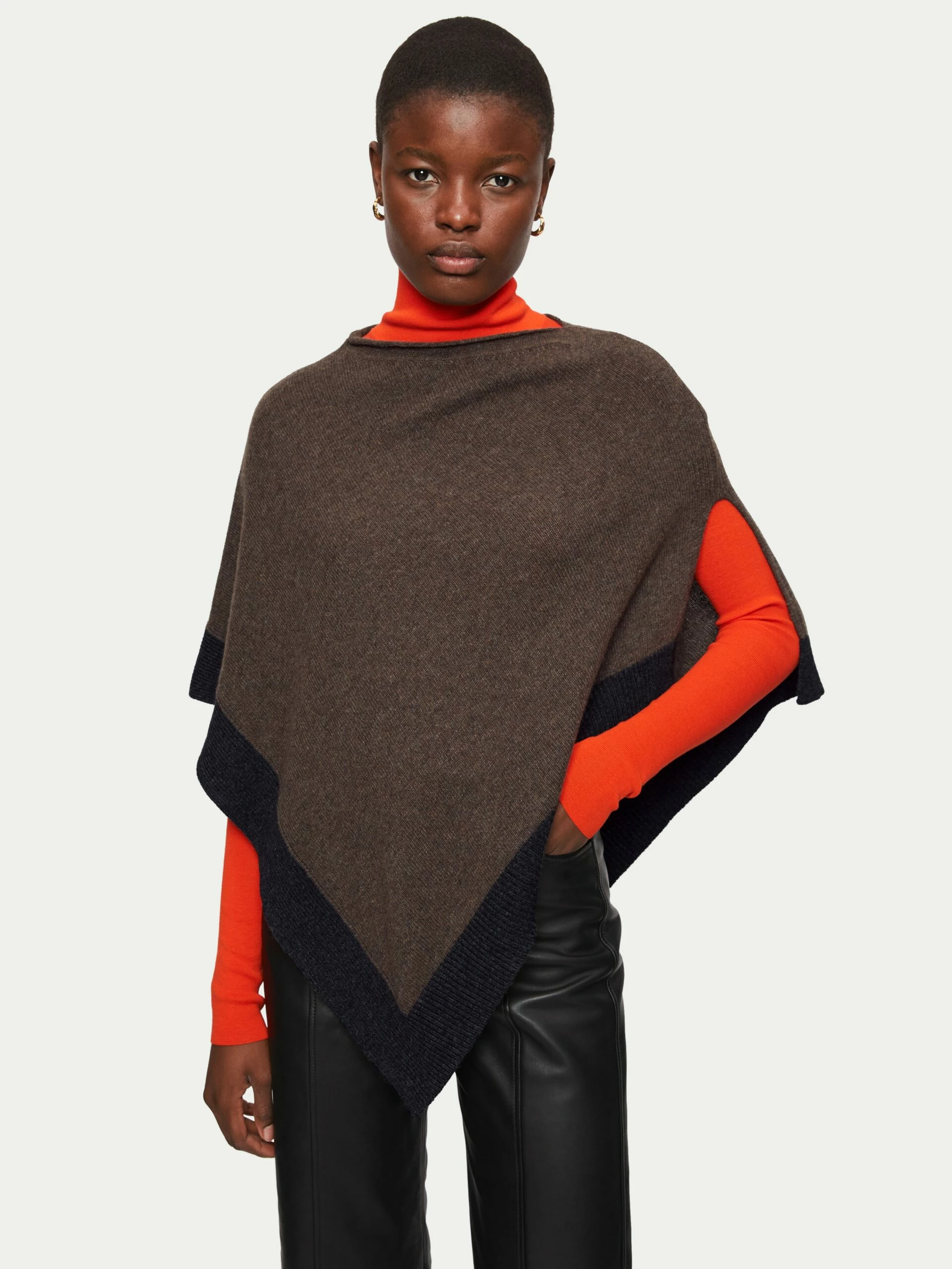 Wool Cashmere Border Poncho | Brown 1 Wool Cashmere Border Poncho | Brown