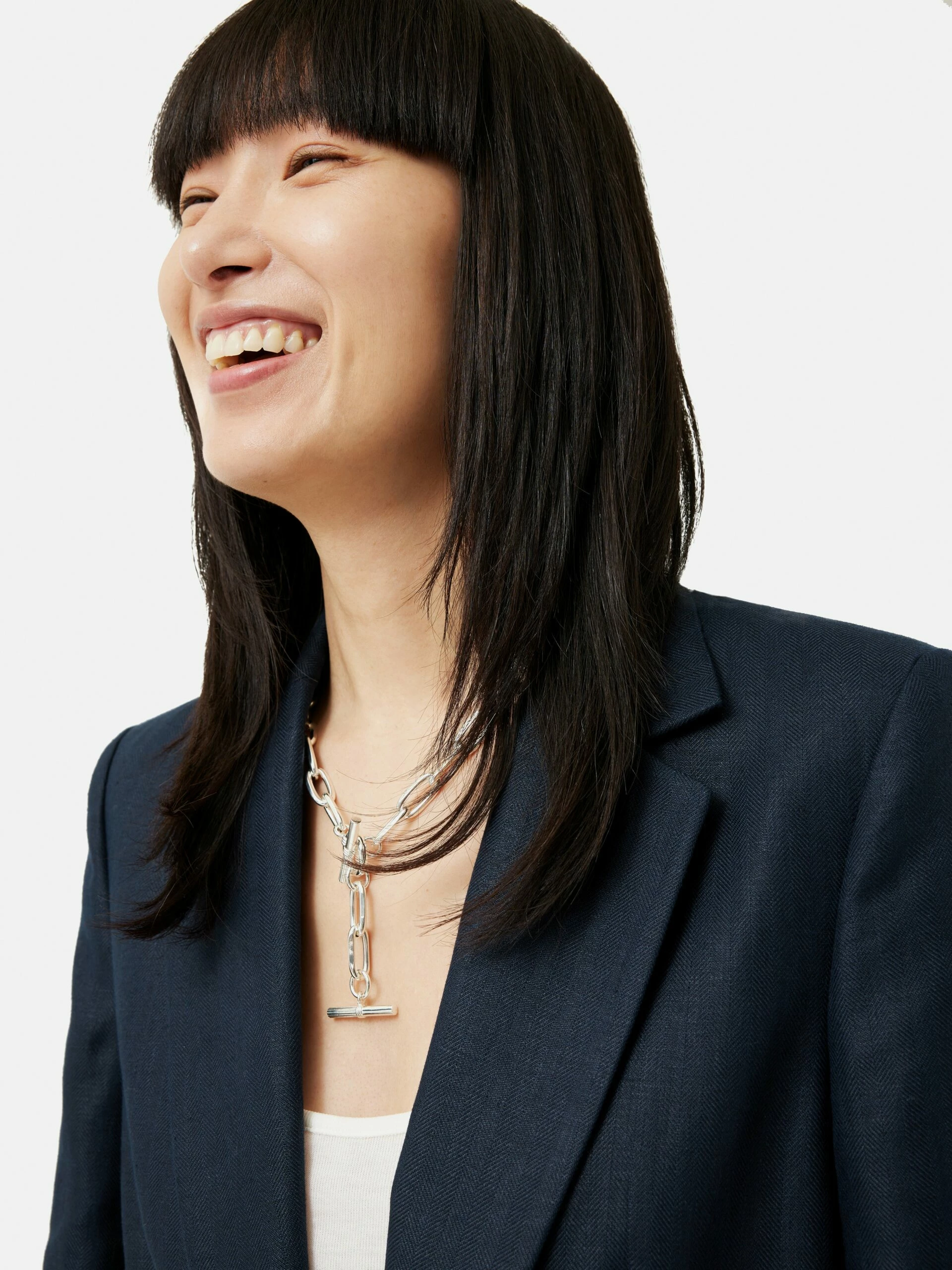 Irish Linen Gibson Blazer | Navy 4 Irish Linen Gibson Blazer | Navy - Image 4