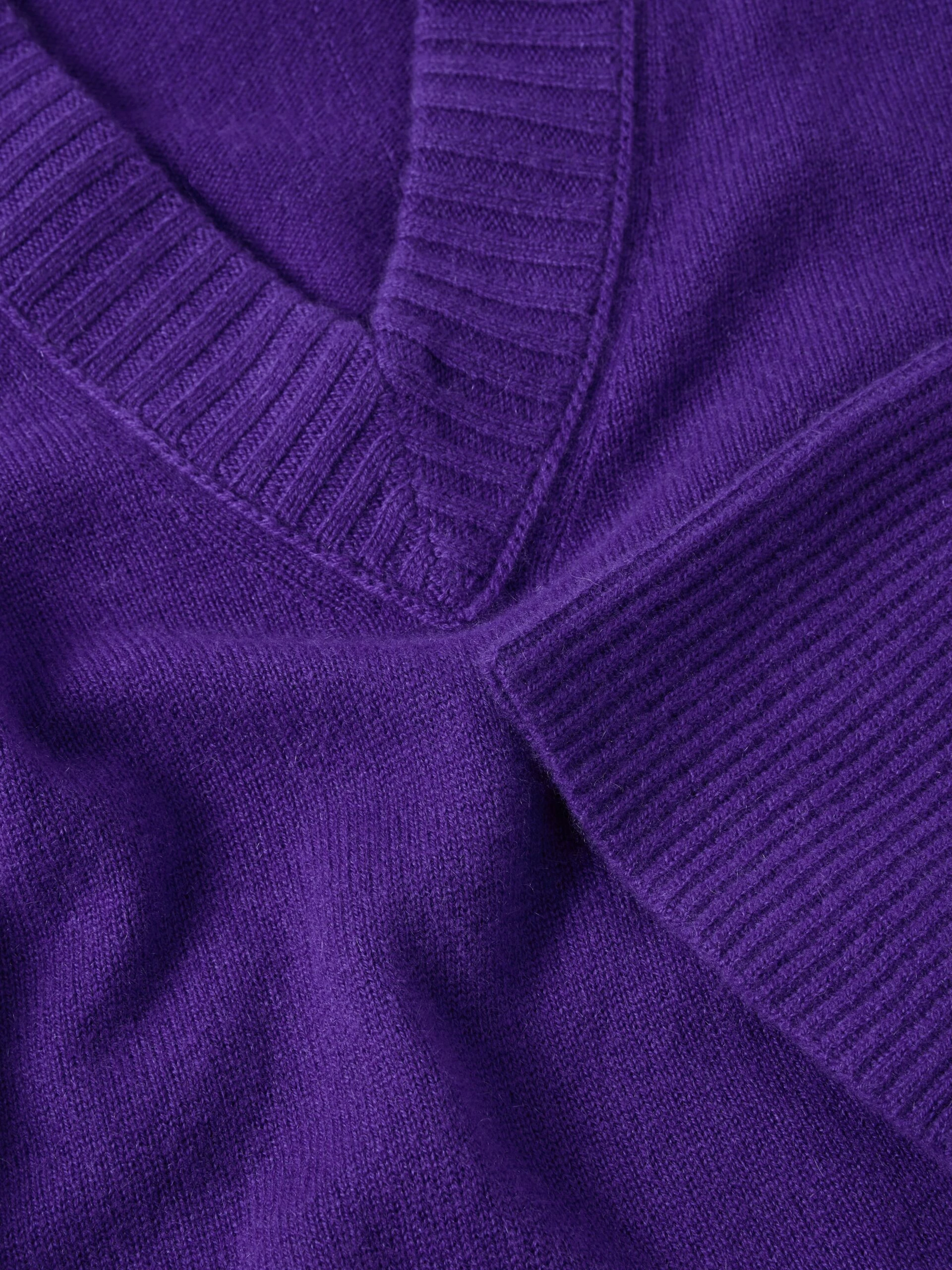 Cloud Cashmere V Neck Jumper | Purple 7 Cloud Cashmere V Neck Jumper | Purple - Image 7