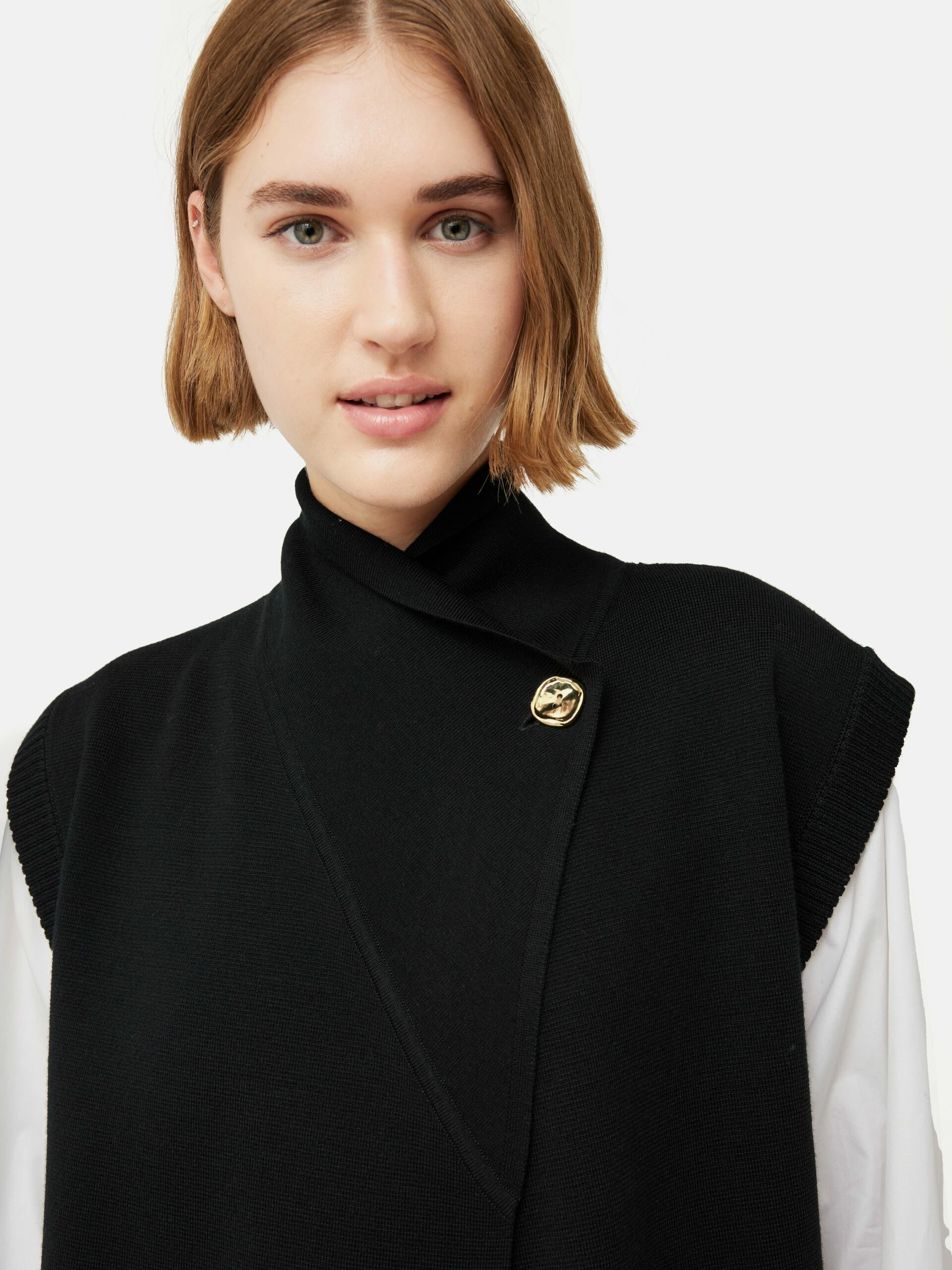 Milano Longline Gilet | Black 2 Milano Longline Gilet | Black - Image 2