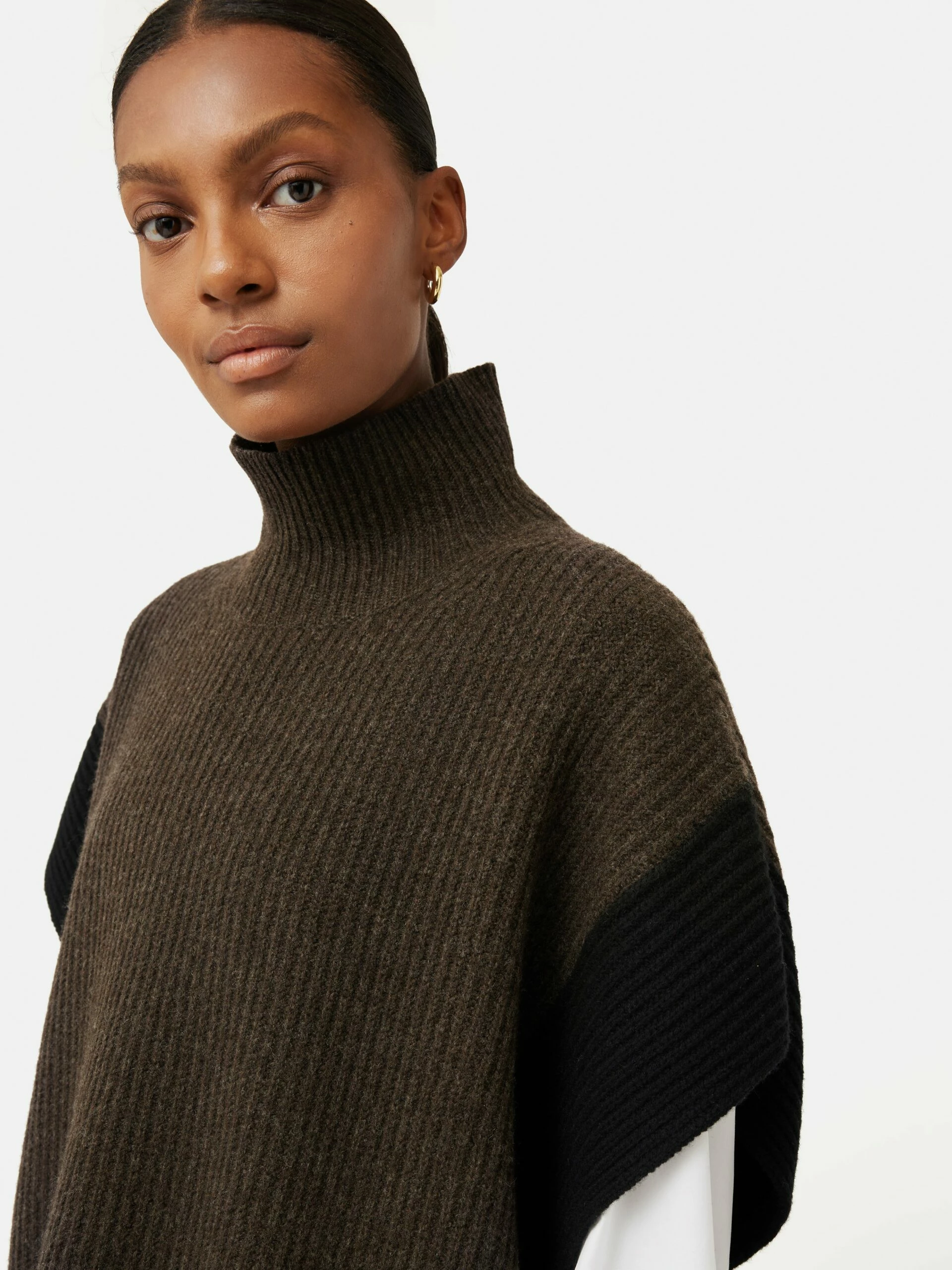 Merino Rib Tabard Poncho | Brown 4 Merino Rib Tabard Poncho | Brown - Image 4