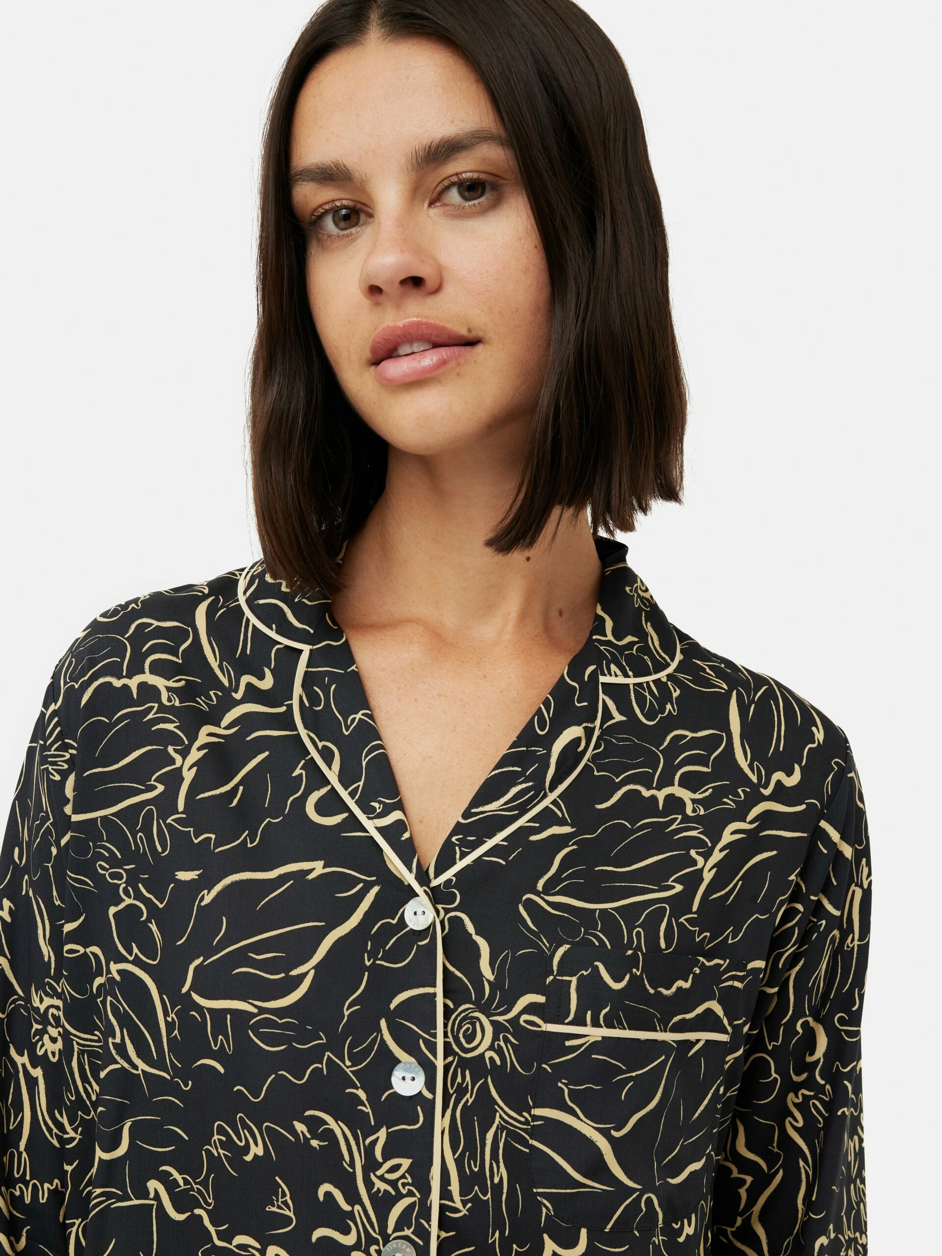 Floral Outline Pyjama | Black 3 Floral Outline Pyjama | Black - Image 3