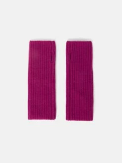 Wool Cashmere Mittens | Raspberry 8 Wool Cashmere Mittens | Raspberry -Jigsaw Shop J48084 PU015 STILL 4
