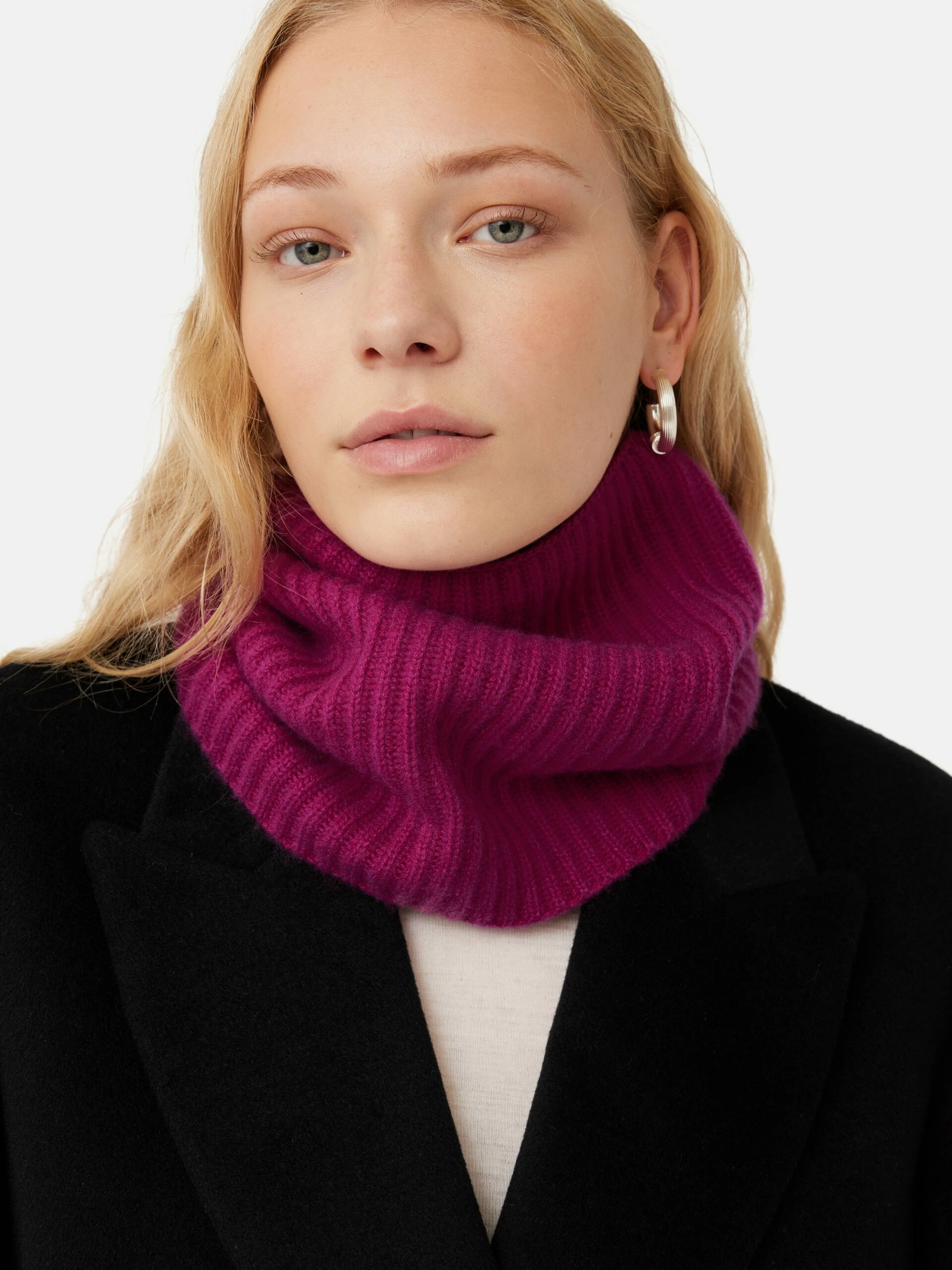 Wool Cashmere Blend Snood | Raspberry 1 Wool Cashmere Blend Snood | Raspberry