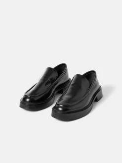 Wickham Loafer | Black -Jigsaw Shop J48181 BK000 STILL 3 1