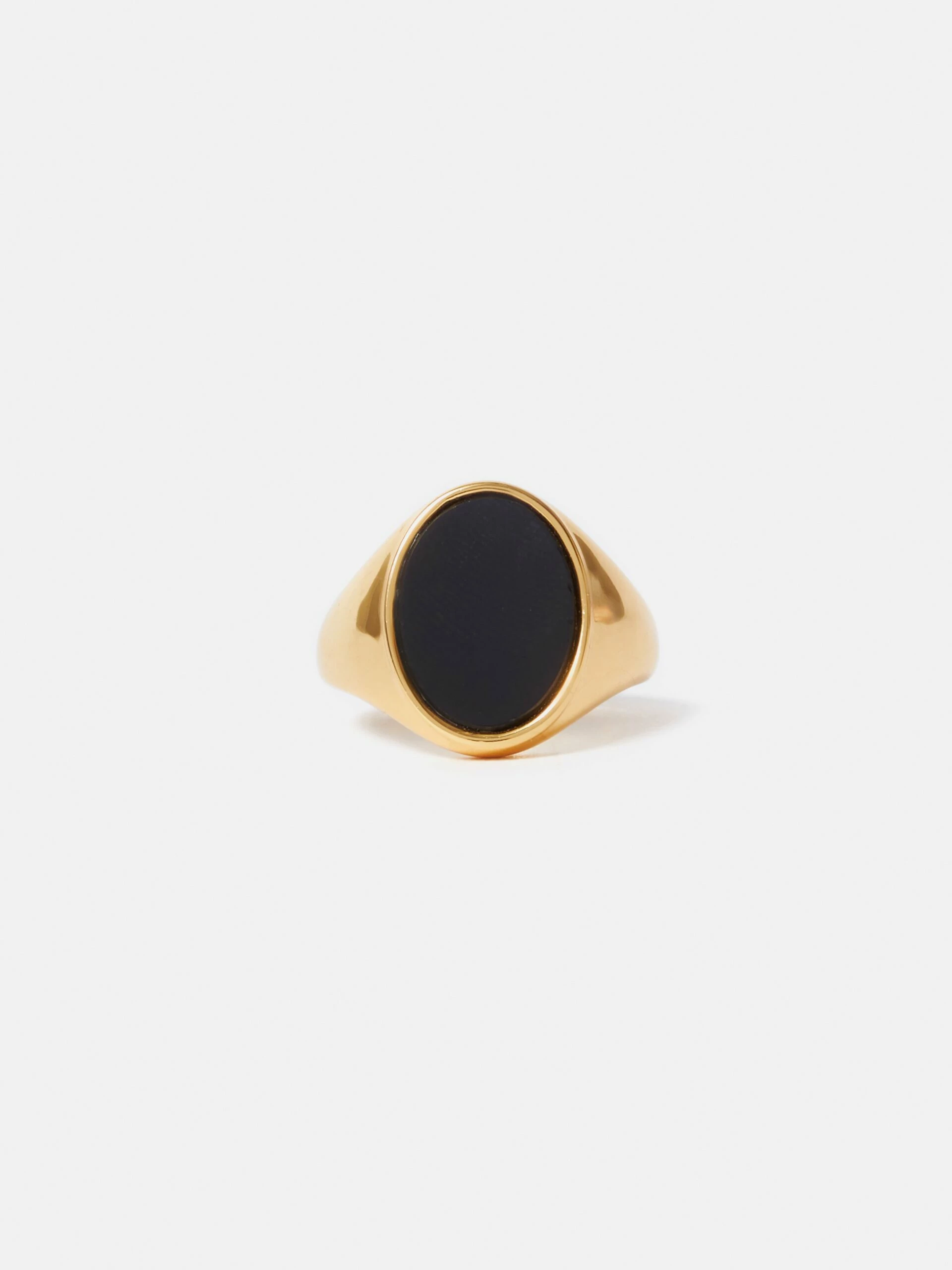 Onyx Oval Signet Ring | Black 3 Onyx Oval Signet Ring | Black - Image 3