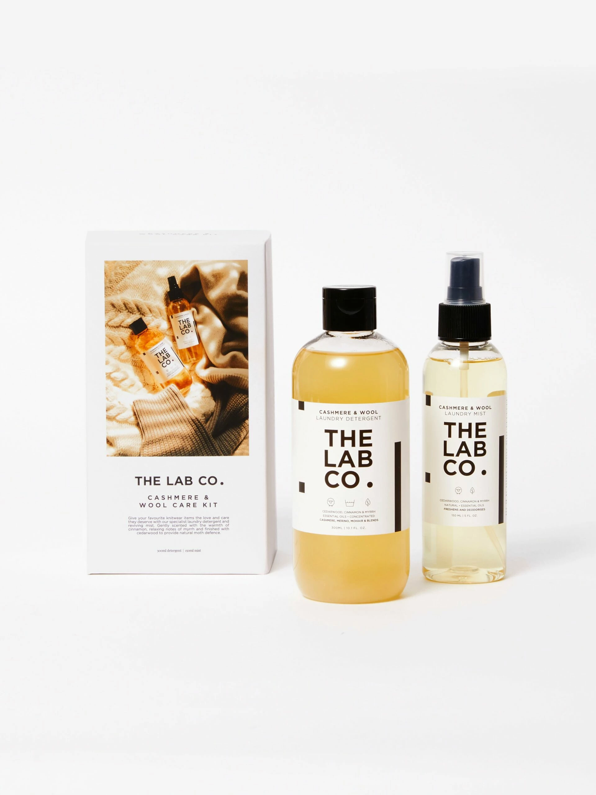 Cashmere & Wool Care Kit | Black 1 Cashmere & Wool Care Kit | Black